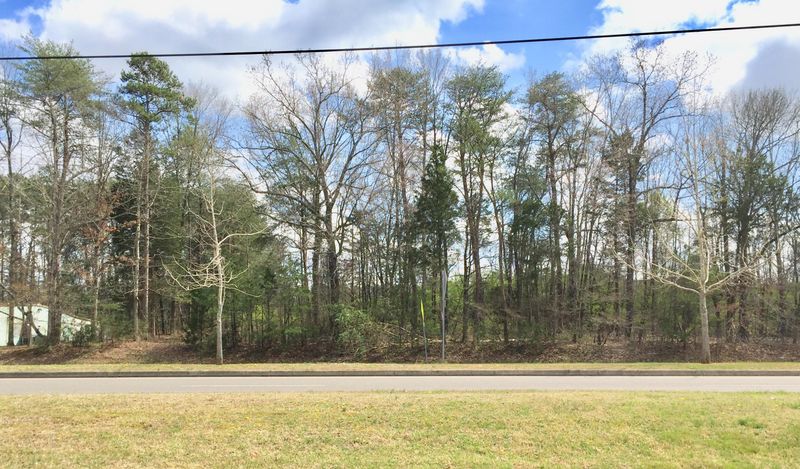 715 Emory Valley Rd, Oak Ridge, TN 37830