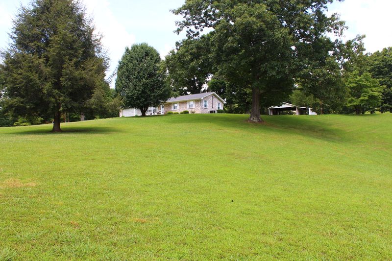 715 Hubbs Grove Rd, Maynardville, TN 37807