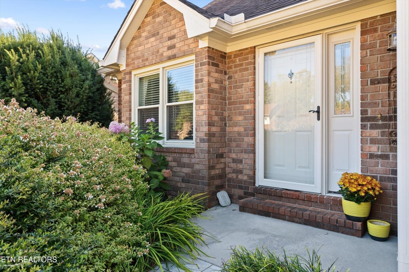 715 Landing Ln, Knoxville, TN 37934