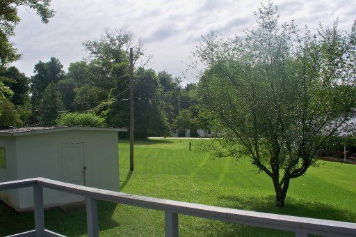 715 Robertsville Rd, Oak Ridge, TN 37830