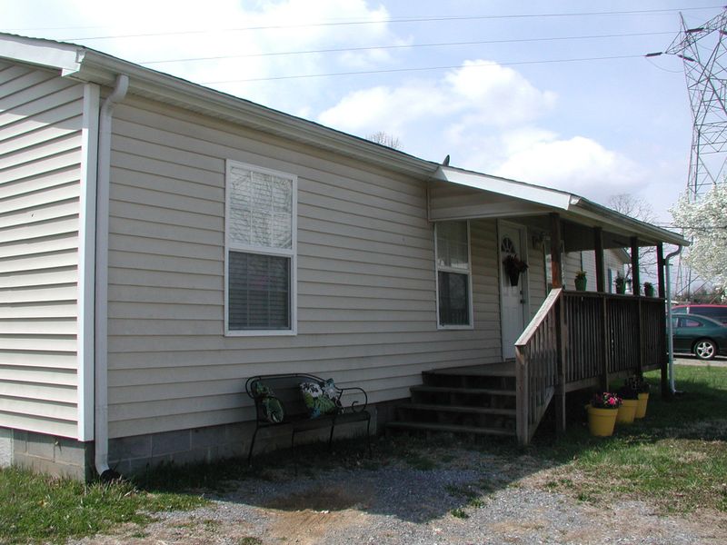 715 Wilson Rd, Maryville, TN 37801