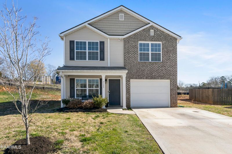 7155 Forest Willow Ln, Corryton, TN 37721