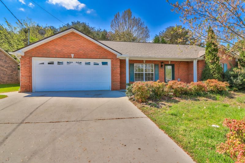 7158 Alice Springs Ln, Corryton, TN 37721
