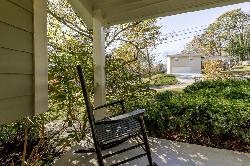 716 Noragate Rd, Knoxville, TN 37919
