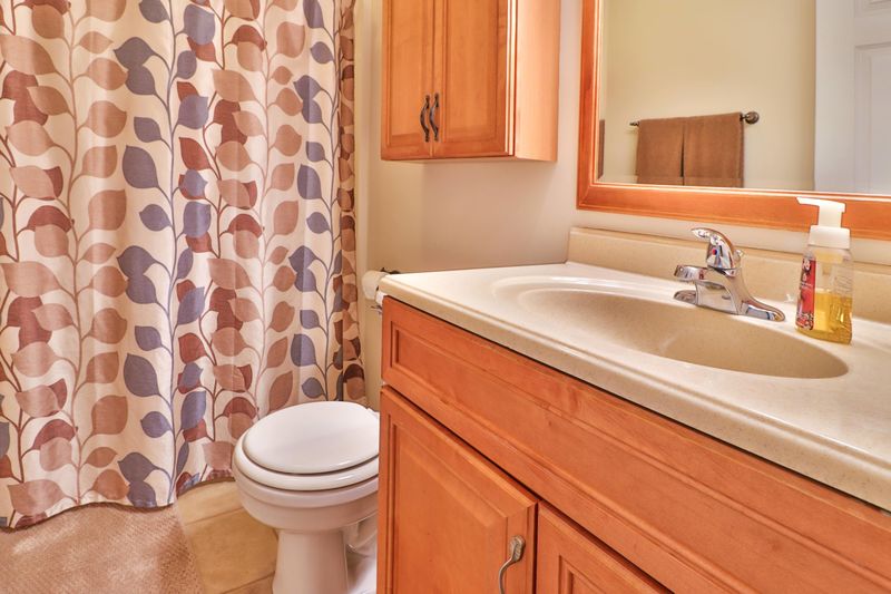 716 Shane Dr, Maryville, TN 37804