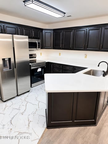 716 Sunrise Cir, Sevierville, TN 37862