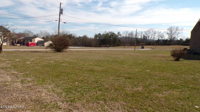 717 Forest Way, Kingston, TN 37763