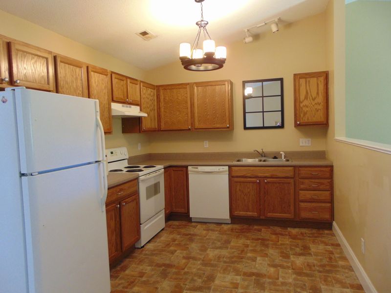 717 Graham Way #146, Knoxville, TN 37912