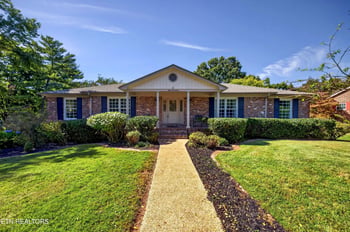 717 Kempton Rd, Knoxville, TN 37909