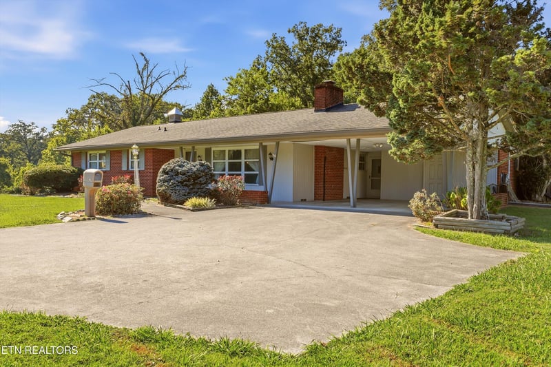 717 Kimberlin Heights Rd, Knoxville, TN 37920