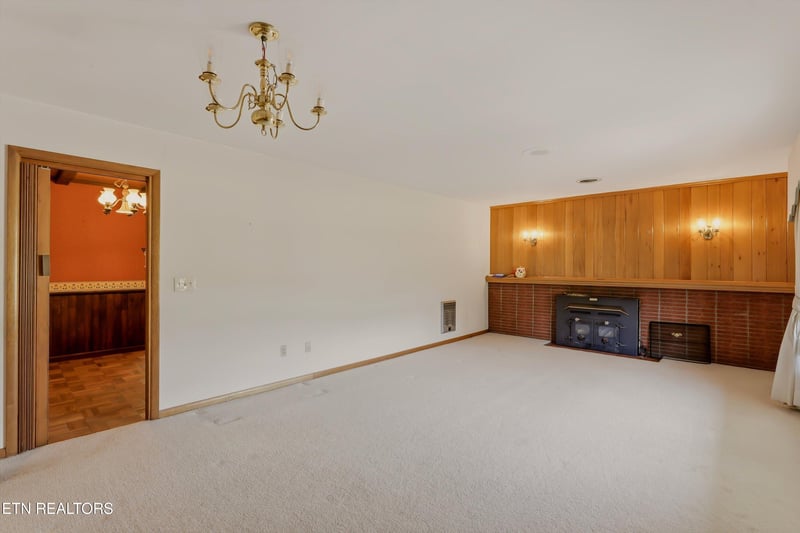 717 Kimberlin Heights Rd, Knoxville, TN 37920
