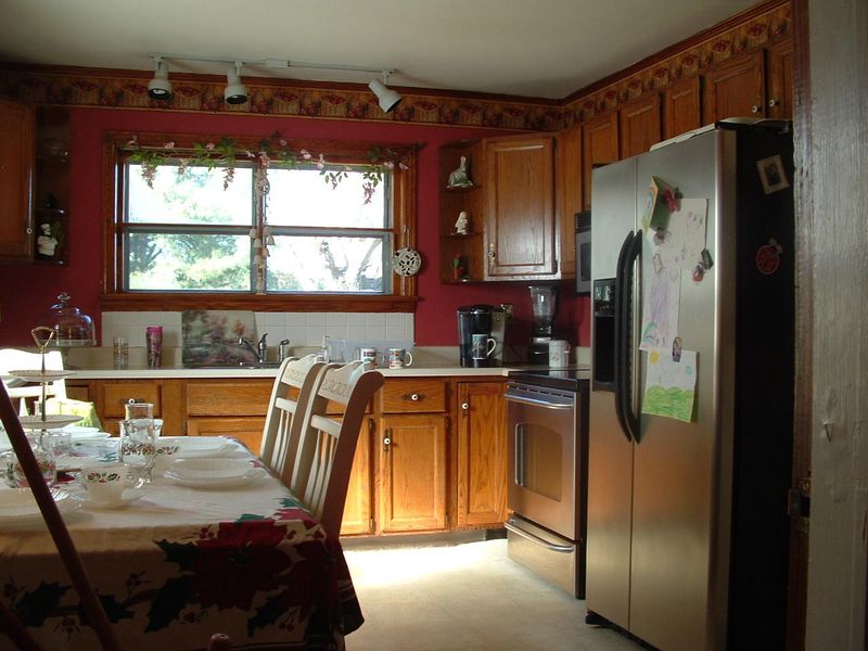 717 W Emory Rd, Powell, TN 37849