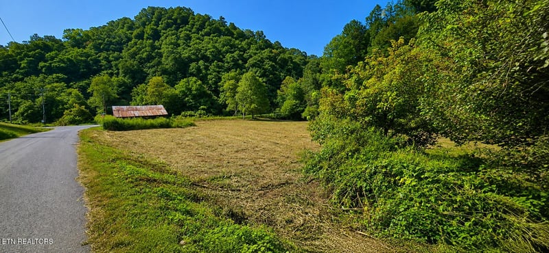 718 Kettle Hollow Rd, Maynardville, TN 37807