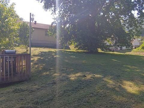 718 W Beech St, Lafollette, TN 37766