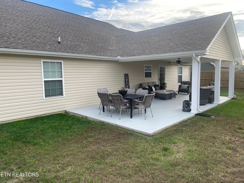 719 Hunter Crest Rd, Maryville, TN 37803