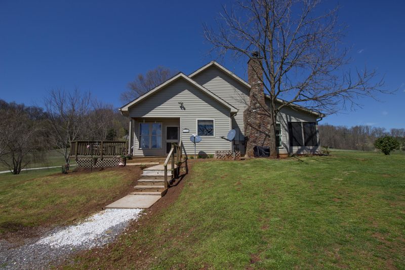 7195 Sinking Creek Rd, Greenback, TN 37742