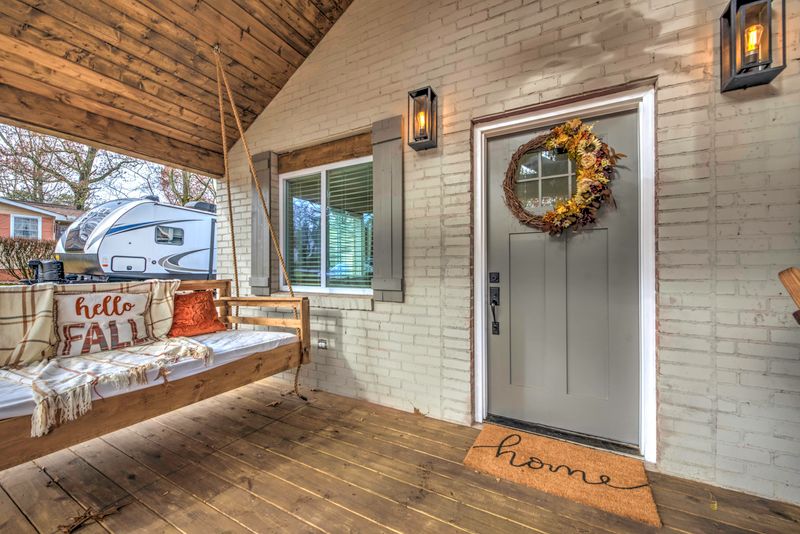 72 Pine Rd, Norris, TN 37828