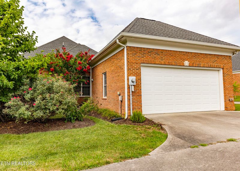 72 Royal Troon Cir, Oak Ridge, TN 37830