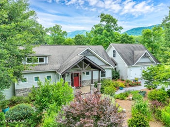 720 Hunters Run Rd, Townsend, TN 37882