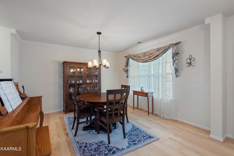 7200 Lawgiver Cir, Corryton, TN 37721
