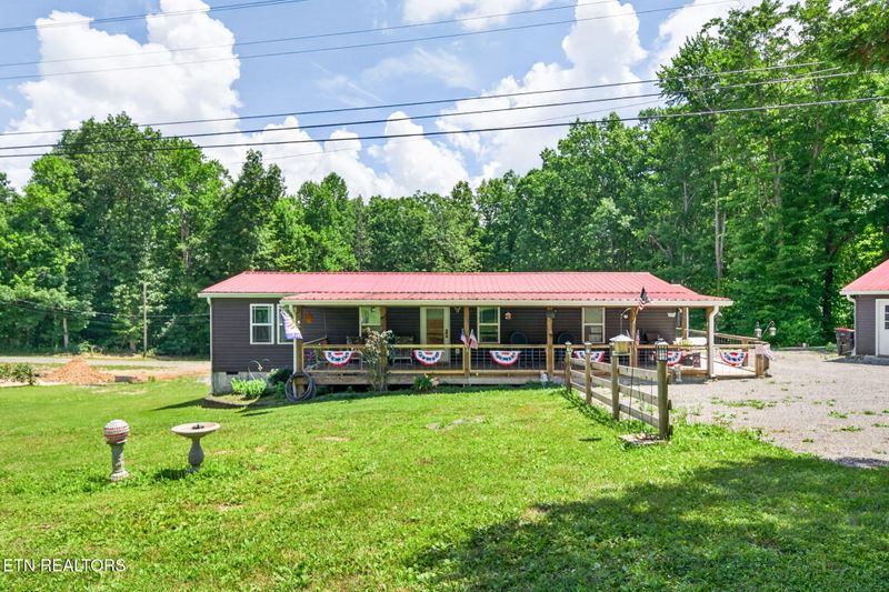 7201 Glade Creek Rd, Sparta, TN 38583