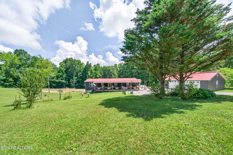 7201 Glade Creek Rd, Sparta, TN 38583