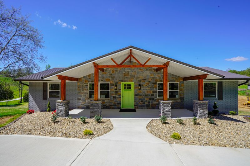 7203 Thomas Weaver Rd, Knoxville, TN 37938