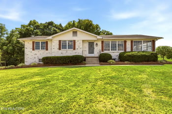 7205 Majestic Ln, Knoxville, TN 37918
