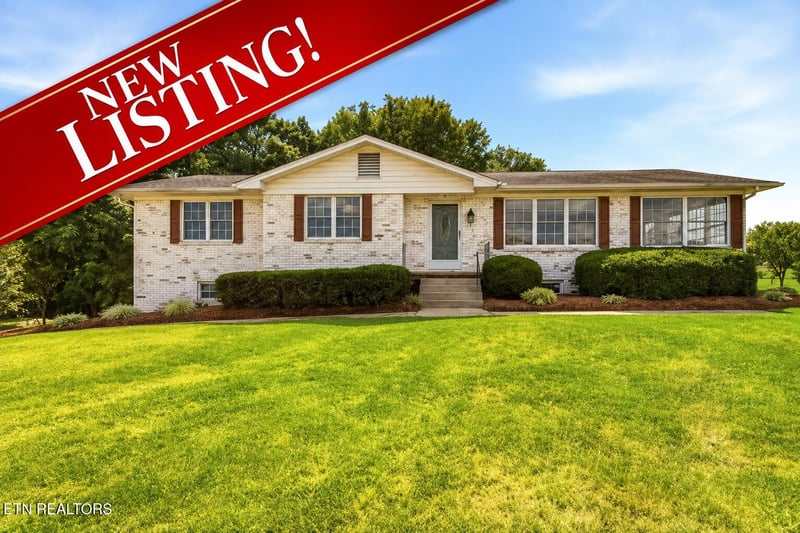 7205 Majestic Ln, Knoxville, TN 37918