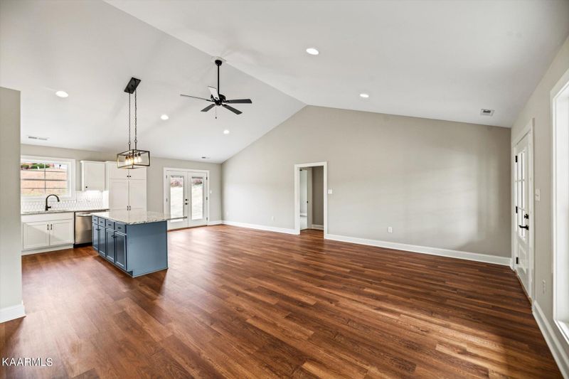 7208 Bethesda Springs Way, Corryton, TN 37721