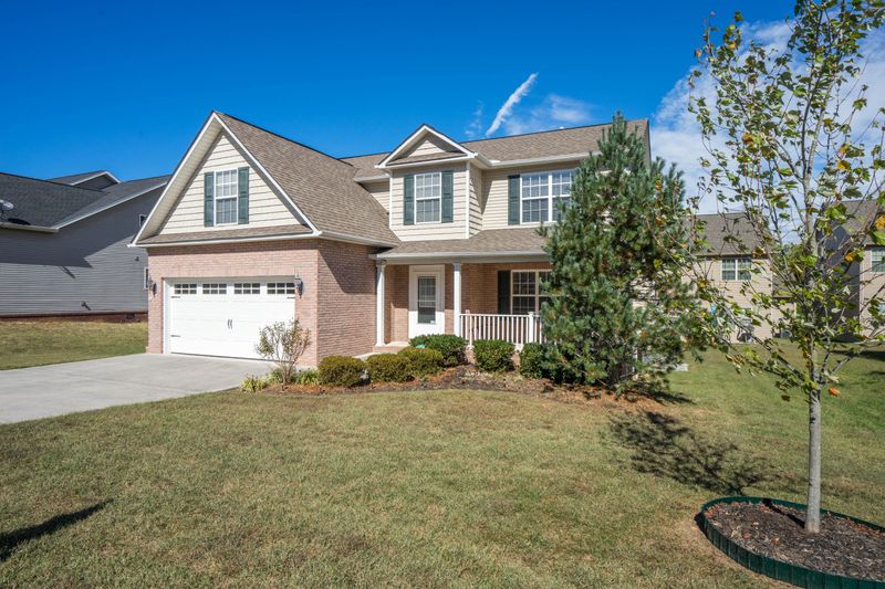 7208 Jackson Morgan Ln, Powell, TN 37849