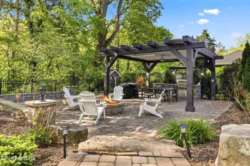 7208 Lawford Rd, Knoxville, TN 37919
