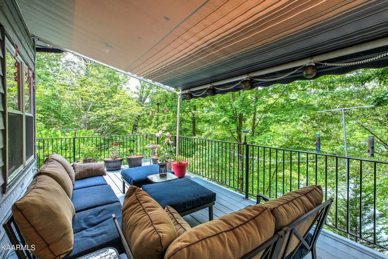 721 Big Creek Rd, Lafollette, TN 37766