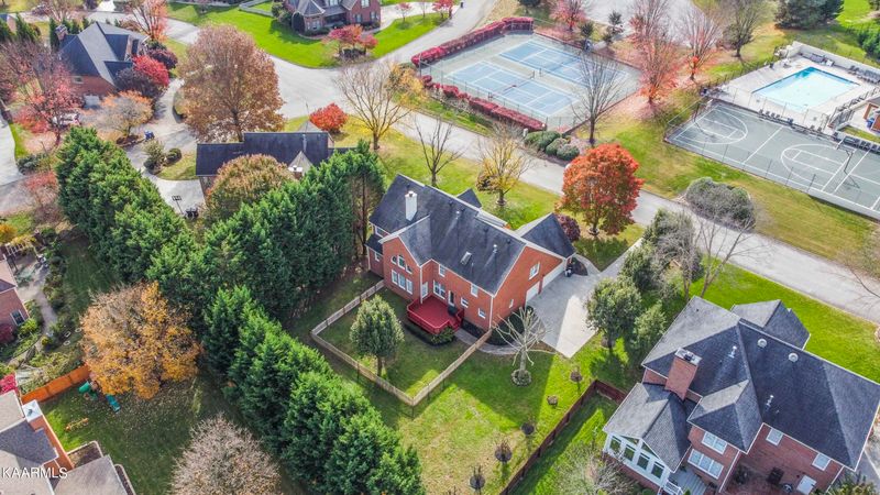 721 Mcguffeys Dr, Knoxville, TN 37934