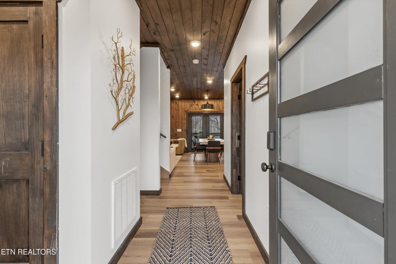 721 Moccasin Way, Pigeon Forge, TN 37863