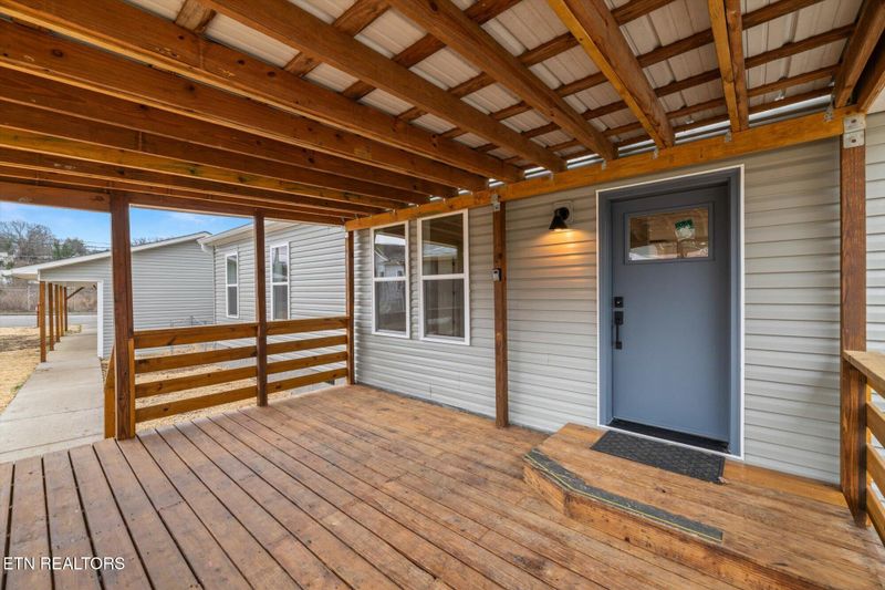 721 Siluria St, Harriman, TN 37748