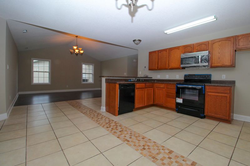 721 Spring Park Rd, Knoxville, TN 37914
