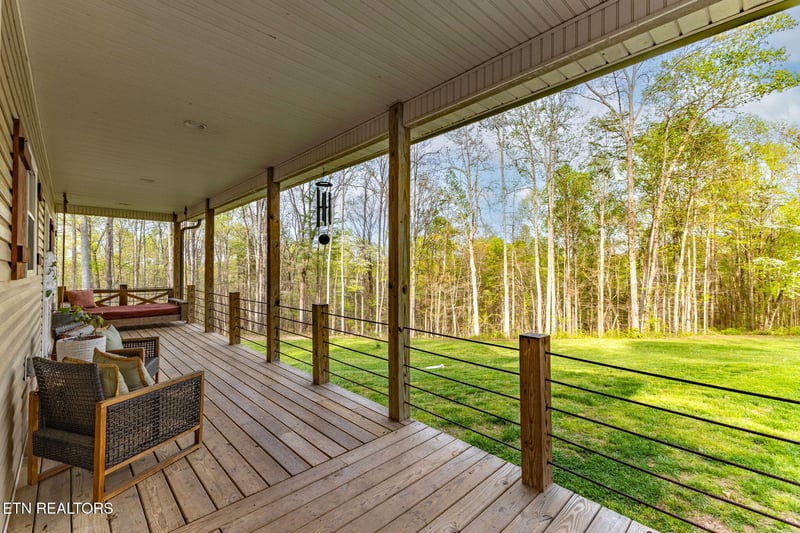 721 Upper Clear Creek Rd, Andersonville, TN 37705
