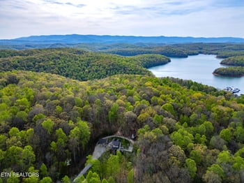721 Upper Clear Creek Rd, Andersonville, TN 37705