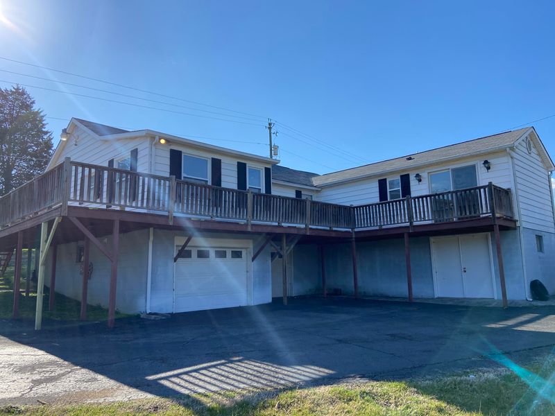 7210 Beelertown Rd, Powell, TN 37849