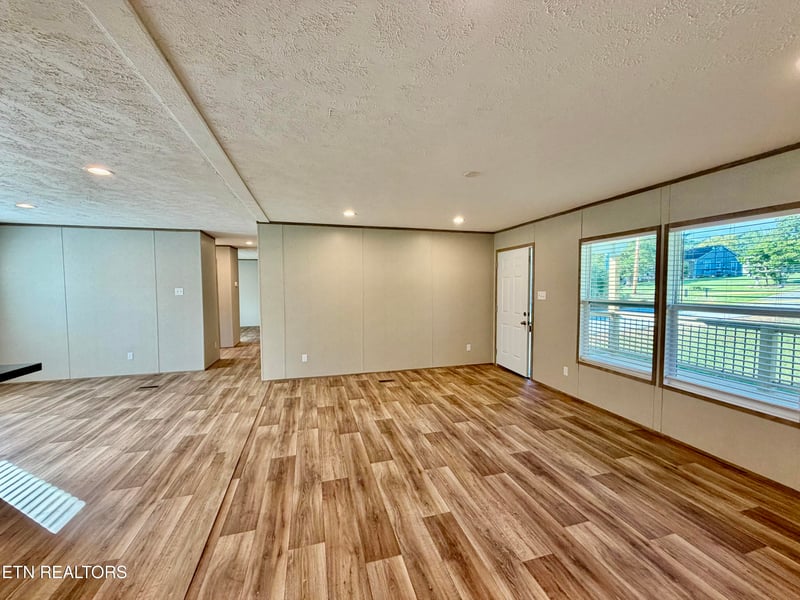 7212 Beelertown Rd, Powell, TN 37849