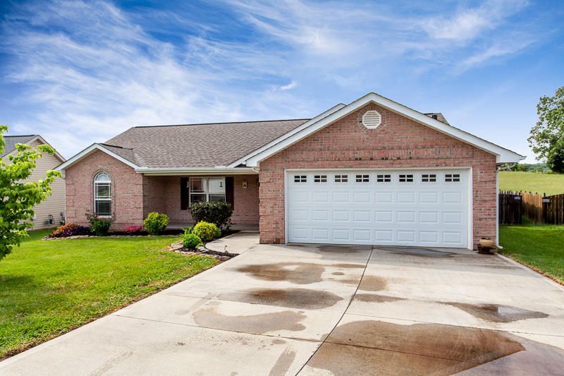 7213 Angel Pl, Corryton, TN 37721