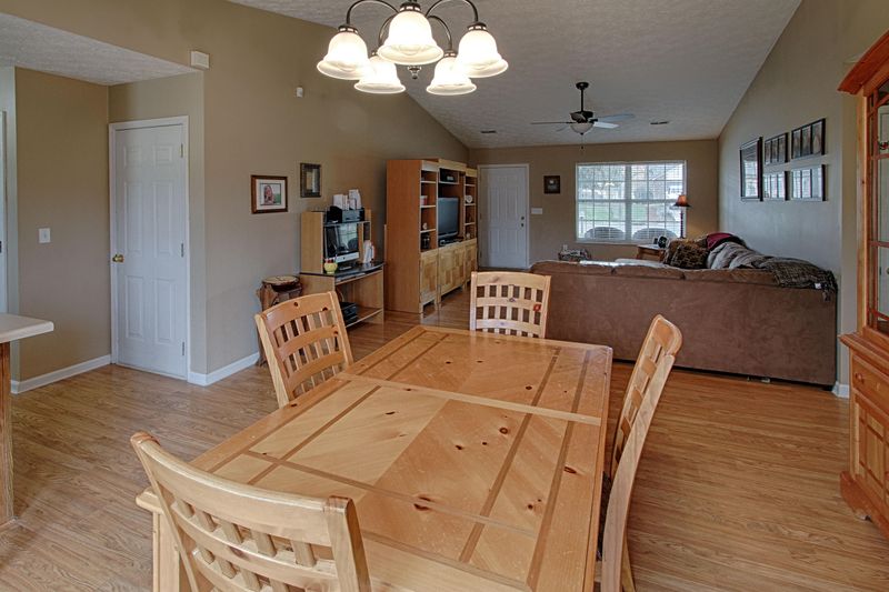 7216 Pisa Cir, Corryton, TN 37721