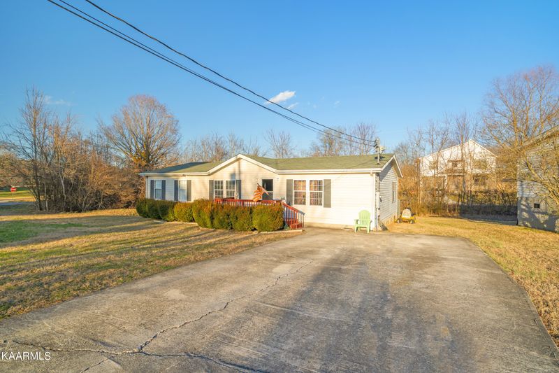 7216 Savannah Trace Way, Powell, TN 37849