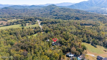 7217 Old Tuckaleechee Rd, Townsend, TN 37882