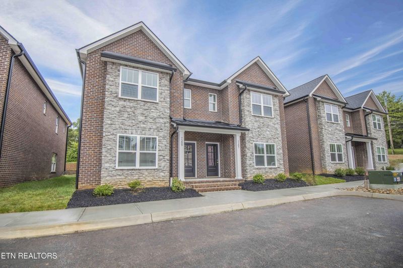 7218 Sassafras Way, Knoxville, TN 37919
