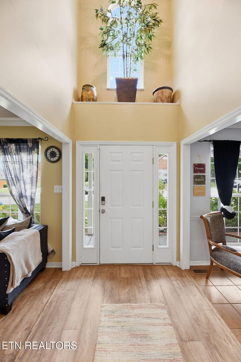 7219 Emerald Heath Rd, Powell, TN 37849