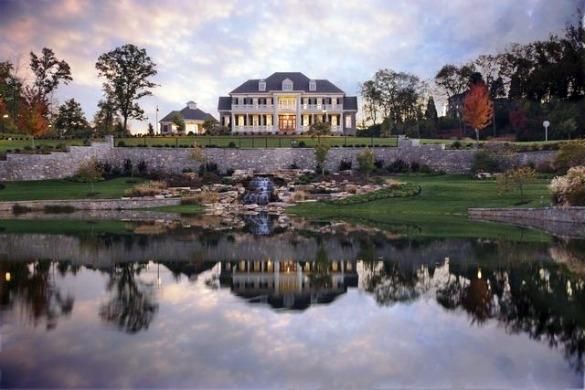 722 Barnsley Rd, Knoxville, TN 37934
