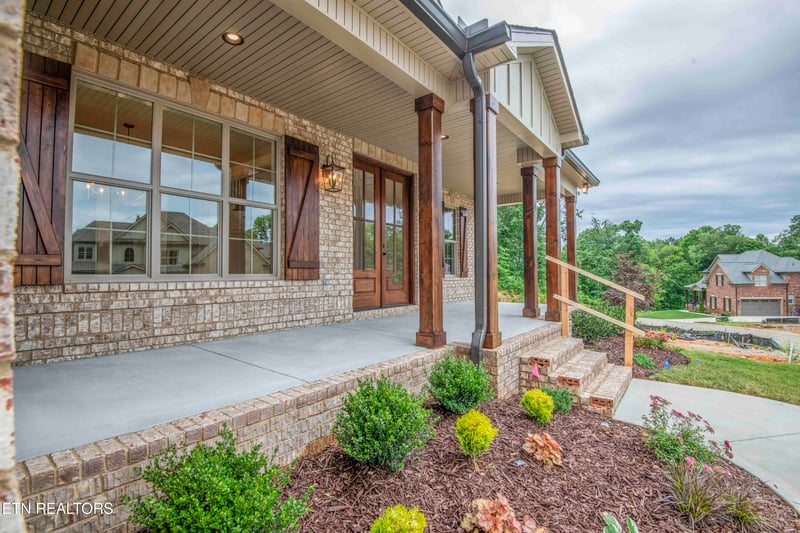 722 Eaglehorne Ln, Knoxville, TN 37909