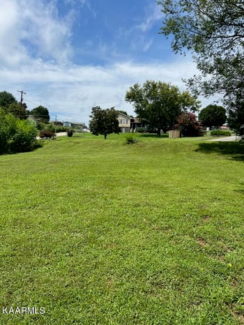 7224 Glen Edward Dr, Corryton, TN 37721